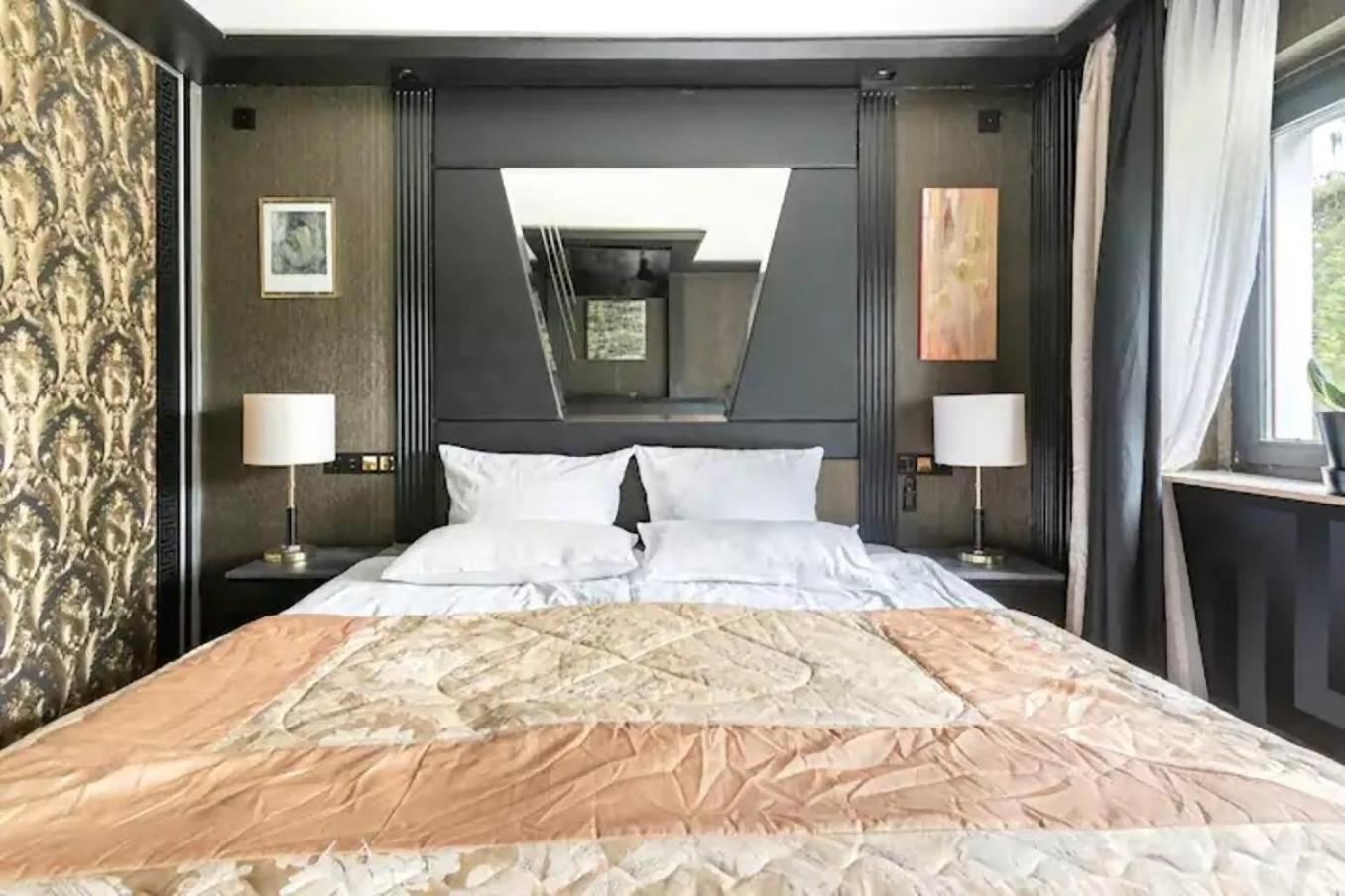 Miet-Kamp Ruhig, Zentral, Nahe Messe, Ausgefallenes Design 2 Schlafzimmer Berlin Exterior foto